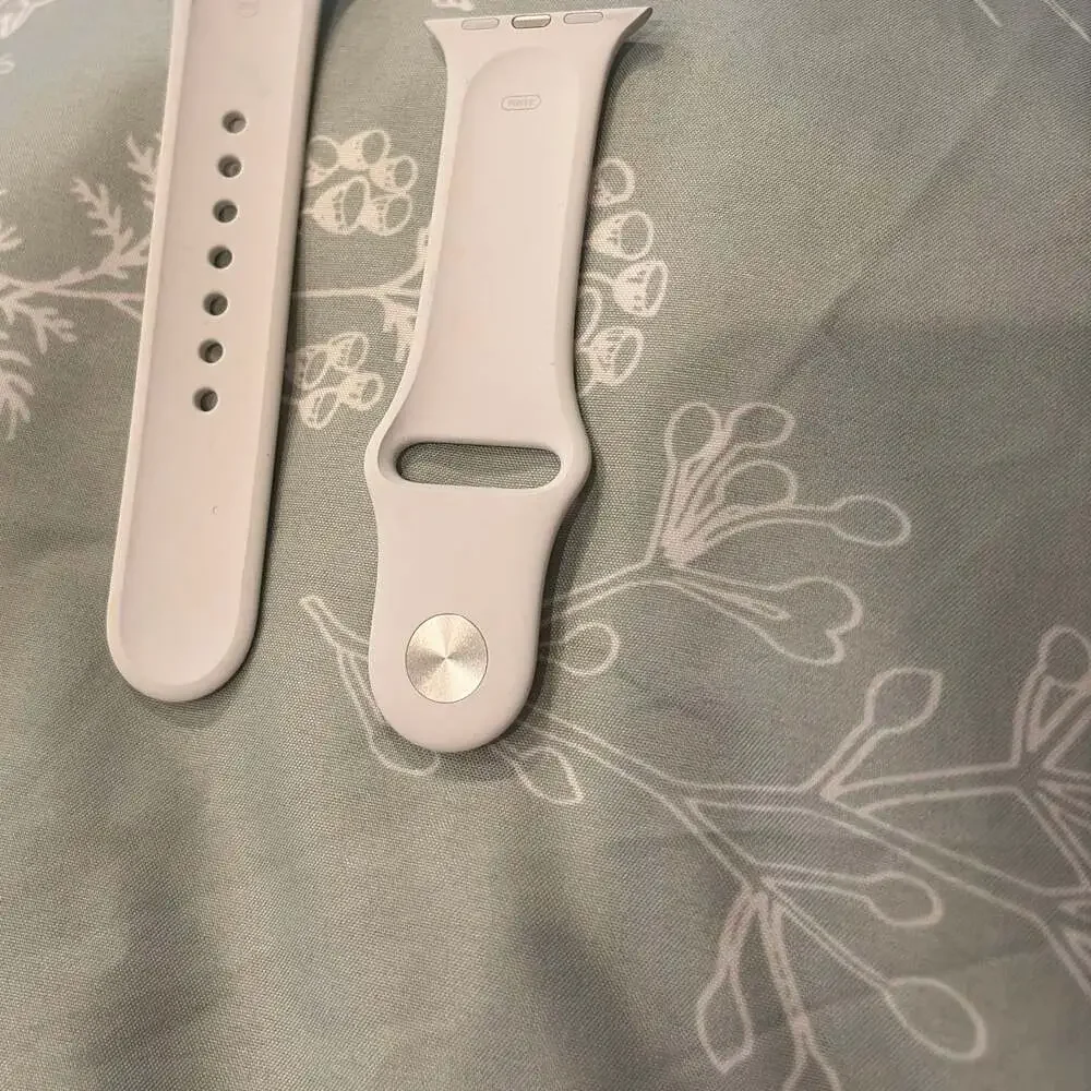 Apple Watch Sport Band Silicone Replacement Strap - White